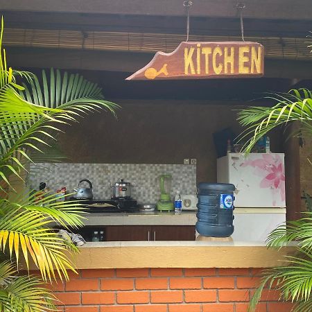 Krisna Homestay Canggu Exterior foto